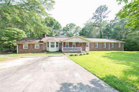 Photo of 107 Meadow Drive, Seneca, SC 29678 (MLS # 20296556)