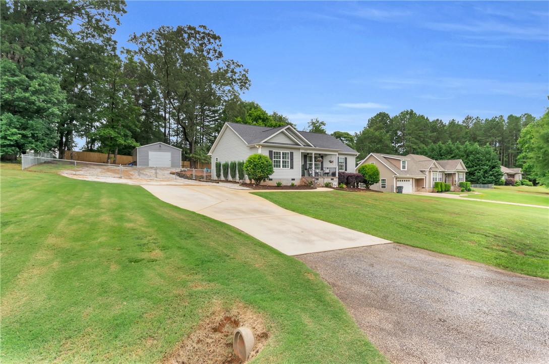 206 Wrentree Drive, Easley, South Carolina image 1