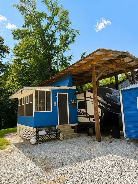 Mobile Home For Sale - 122 Arrington Drive<br/> Fair Play, SC 29643
