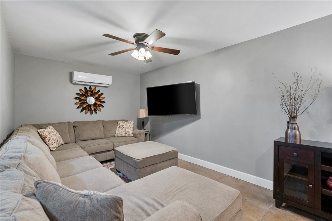 Anderson, South Carolina 29625, United States, 5 Bedrooms Bedrooms, ,4 BathroomsBathrooms,Residential,Active,253624