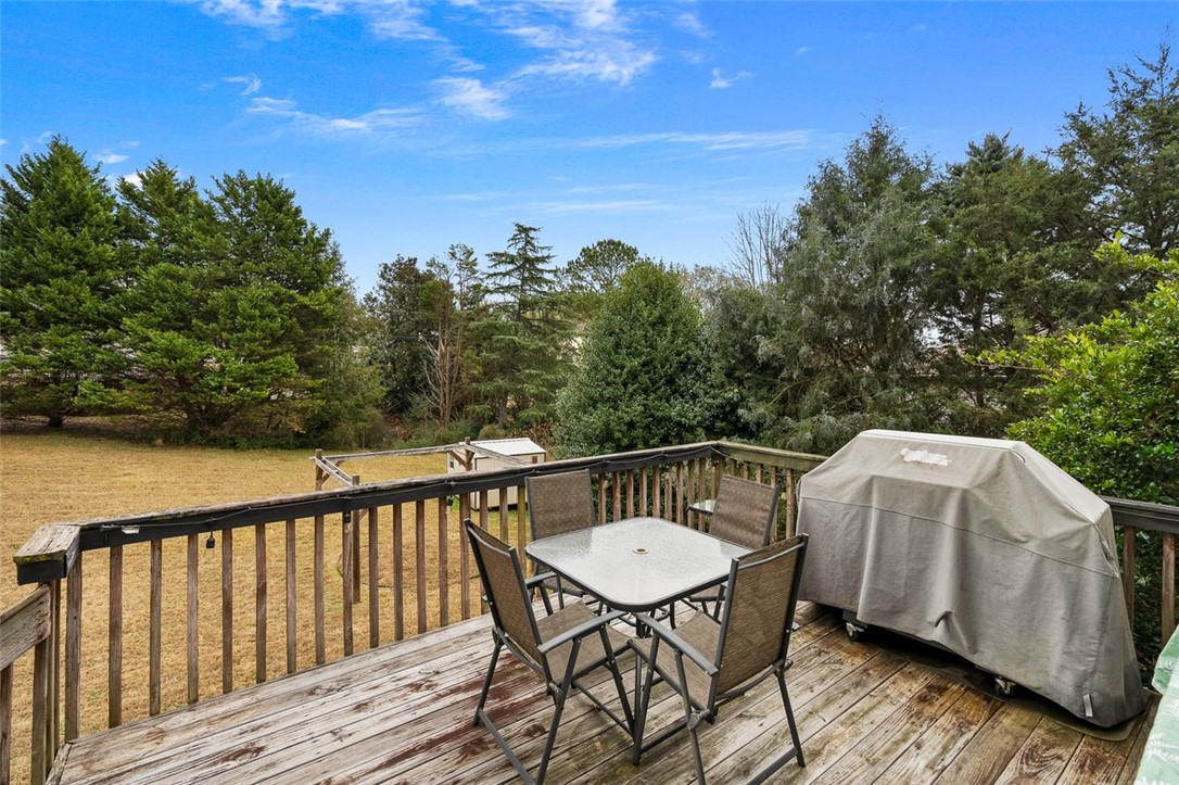 Anderson, South Carolina 29625, United States, 5 Bedrooms Bedrooms, ,4 BathroomsBathrooms,Residential,Active,253624