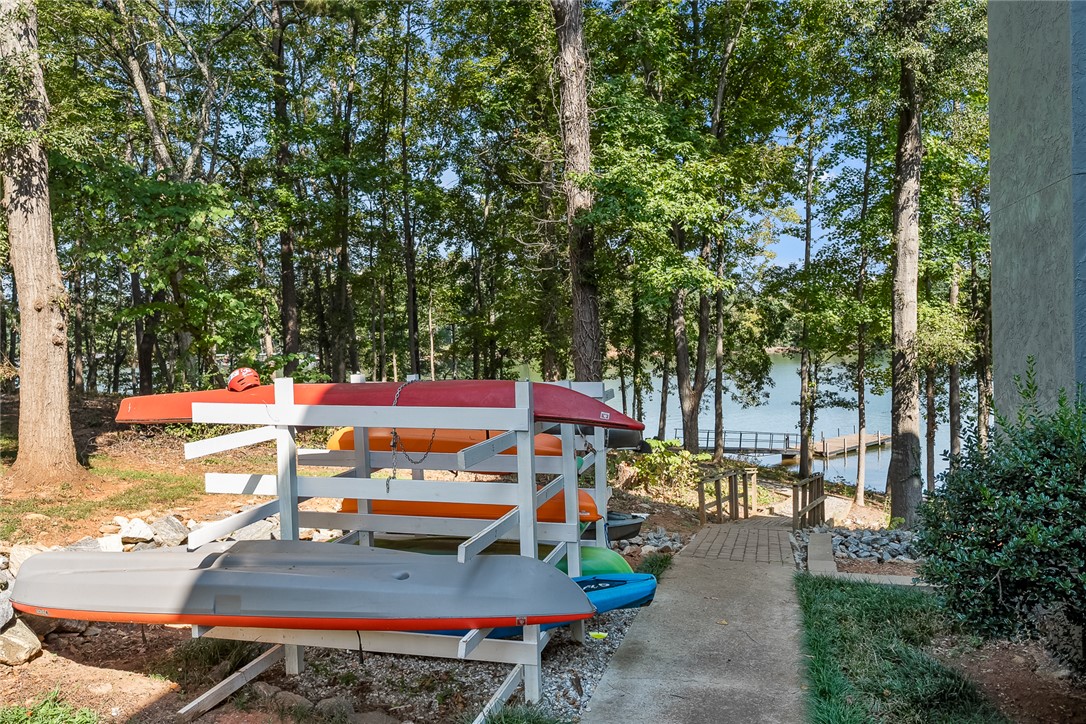 Anderson, South Carolina 29625, United States, 3 Bedrooms Bedrooms, ,2 BathroomsBathrooms,Residential,Pending,212006