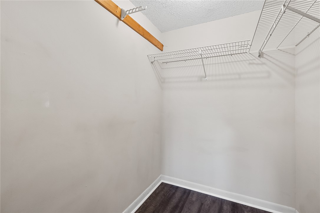 Anderson, South Carolina 29625, United States, 3 Bedrooms Bedrooms, ,2 BathroomsBathrooms,Residential,Pending,212006