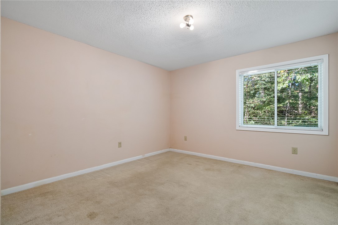 Anderson, South Carolina 29625, United States, 3 Bedrooms Bedrooms, ,2 BathroomsBathrooms,Residential,Pending,212006