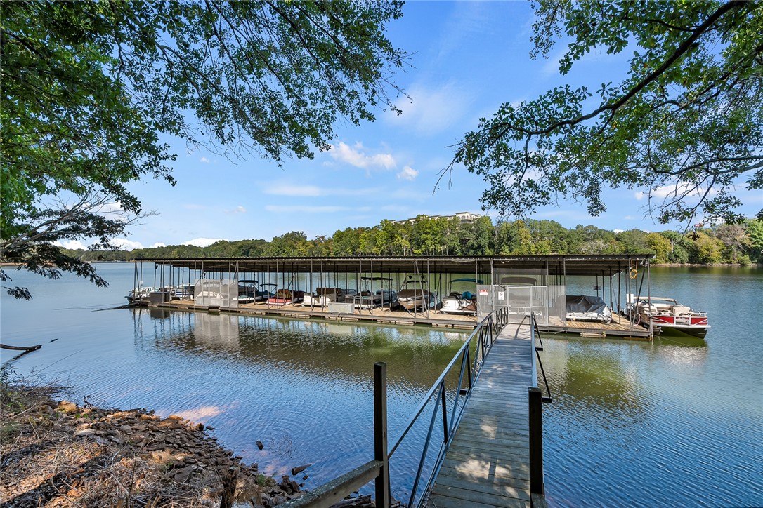 Anderson, South Carolina 29625, United States, 3 Bedrooms Bedrooms, ,2 BathroomsBathrooms,Residential,Pending,212006