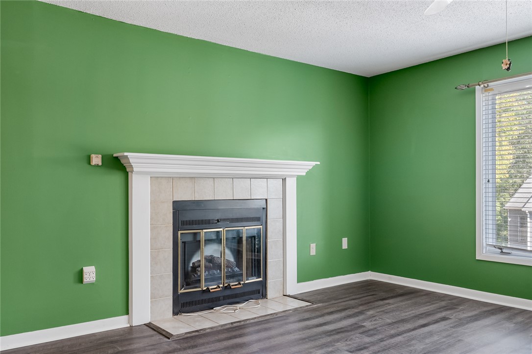 Anderson, South Carolina 29625, United States, 3 Bedrooms Bedrooms, ,2 BathroomsBathrooms,Residential,Pending,212006