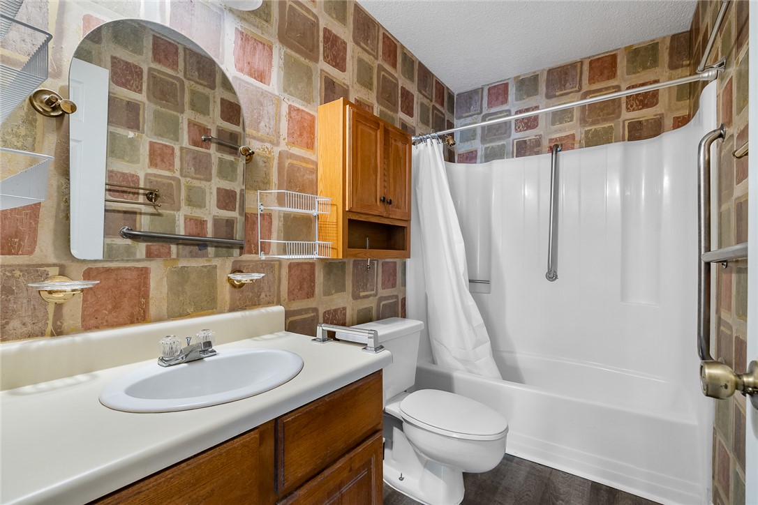 Anderson, South Carolina 29625, United States, 3 Bedrooms Bedrooms, ,2 BathroomsBathrooms,Residential,Pending,212006