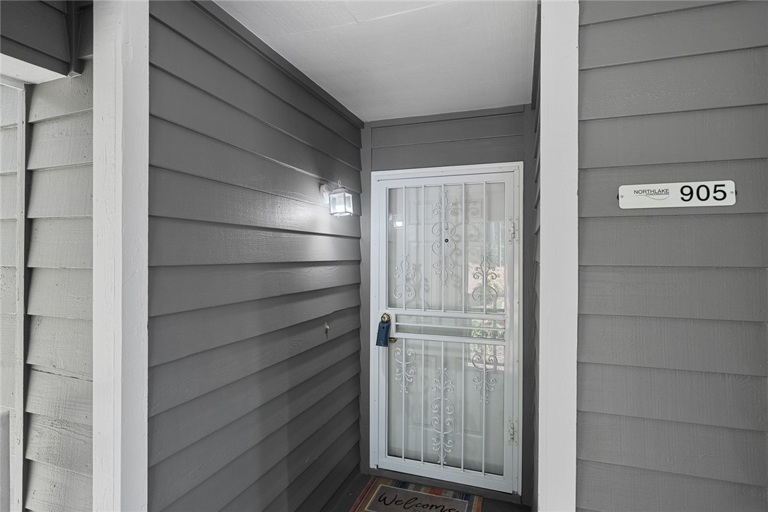 Anderson, South Carolina 29625, United States, 3 Bedrooms Bedrooms, ,2 BathroomsBathrooms,Residential,Pending,212006