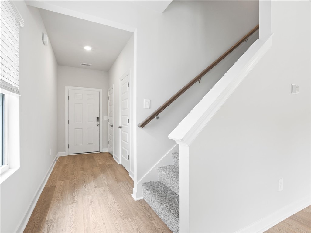 860 Penfold Pointe, Wellford, South Carolina image 2