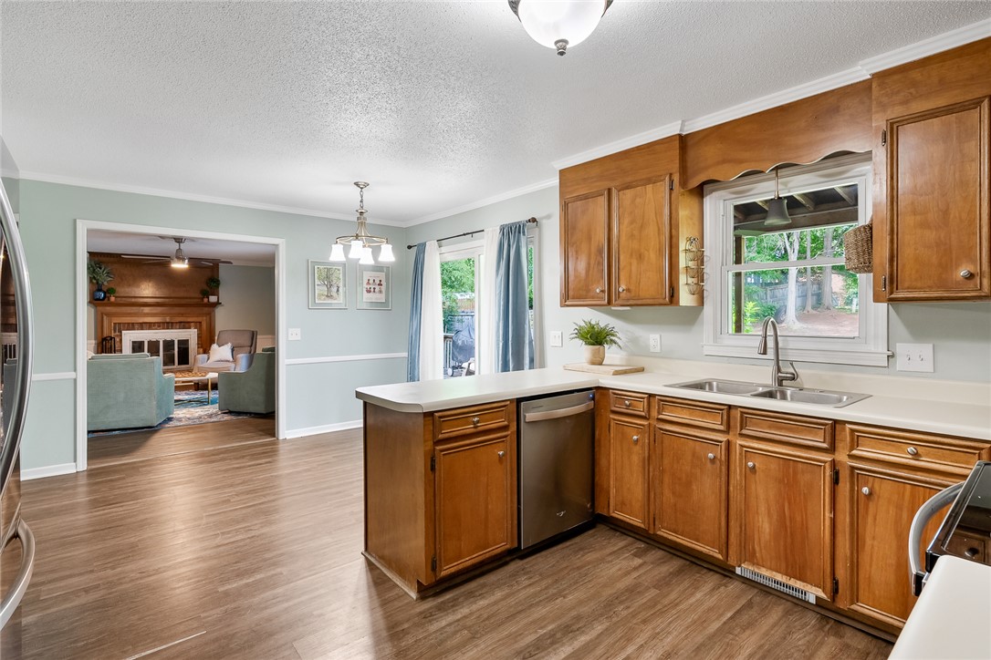 202 Rosebud Court, Greer, South Carolina image 13