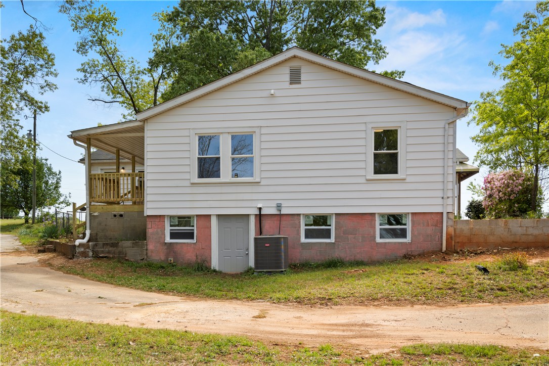1739 Coffee Road, Westminster, South Carolina image 17