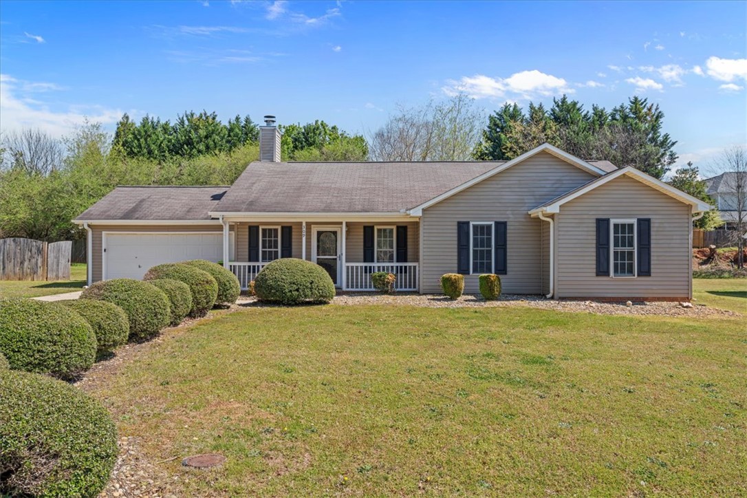 309 Golden Leaf Lane, Simpsonville, South Carolina image 1