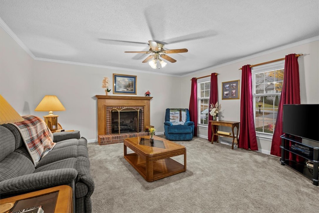 Piedmont, South Carolina 29673, United States, 4 Bedrooms Bedrooms, ,3 BathroomsBathrooms,Residential,Active,239903