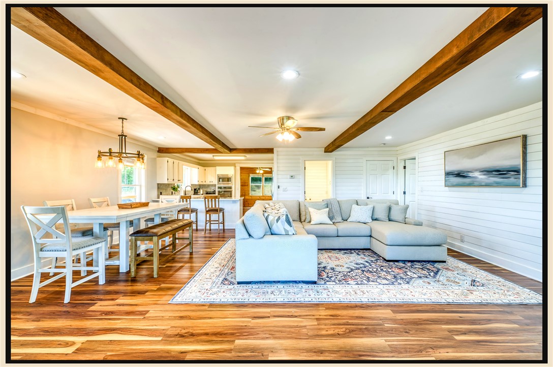 Easley, South Carolina, 29640, United States, 3 Bedrooms Bedrooms, ,4 BathroomsBathrooms,Residential,Active,2036150