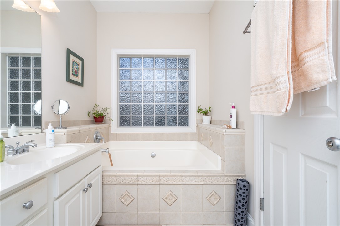 220 Bay Ridge Drive, Townville, South Carolina image 17