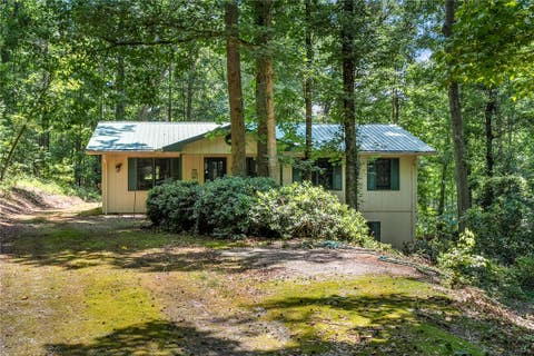 Photo of 1029 White Pine Lane, Townville, SC 29689 (MLS # 20302539)