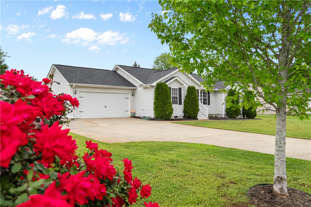 436 Chetola Road, Seneca, South Carolina image 1