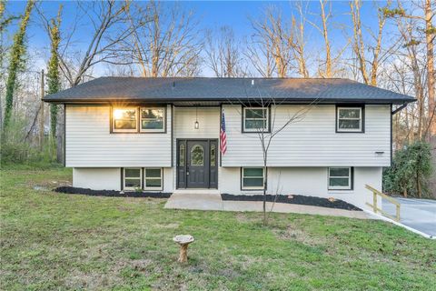 Photo of 319 Catawba Circle, Seneca, SC 29672 (MLS # 20298918)