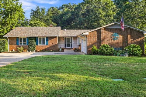 Photo of 203 Knoxwood Court, Anderson, SC 29621 (MLS # 20305231)