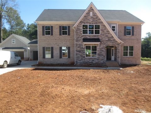 Photo of 141 Rickys Path, Easley, SC 29642 (MLS # 20293230) Photo of 141 Rickys Path, Easley, SC 29642 (MLS # 20293230)