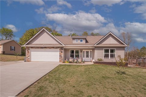 Photo of 104 Summer Breeze Court, Townville, SC 29689 (MLS # 20300724)