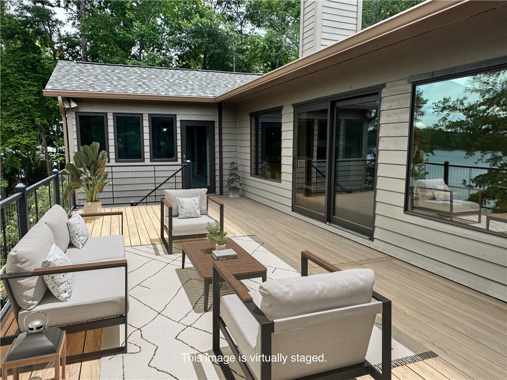 Seneca, South Carolina 29672, United States, 4 Bedrooms Bedrooms, ,4 BathroomsBathrooms,Residential,Pending,161397