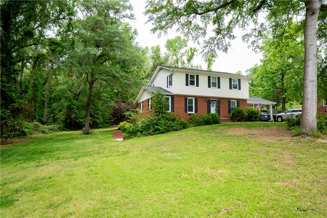 110 Briarwood Drive, Belton, South Carolina image 2