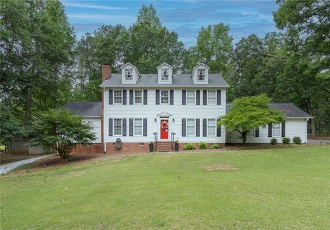 Photo of 203 Oak Hollow Holw, Pendleton, SC 29670 (MLS # 20301762)
