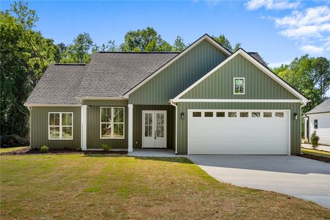 Photo of 2125A Honea Path Park Road, Anderson, SC 29625 (MLS # 20300142)