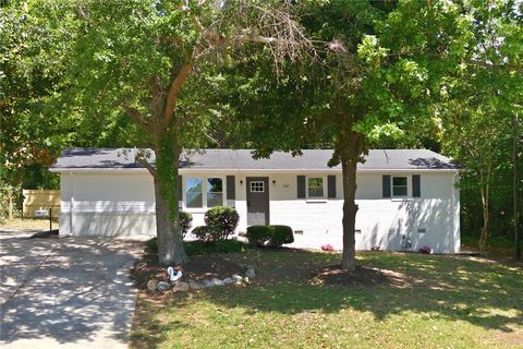 Photo of 507 E South 2nd Street, Seneca, SC 29678 (MLS # 20300950)