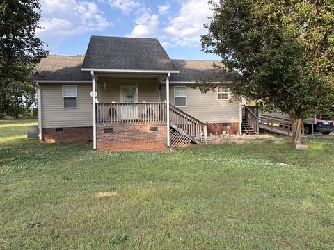 Photo of 115 GRAY Circle, Iva, SC 29655 (MLS # 20301757)