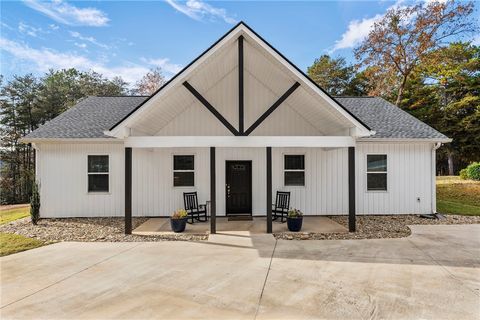 Photo of 128 Hard Cash Lane, Fair Play, SC 29643 (MLS # 20294899)