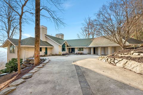 A home in Landrum