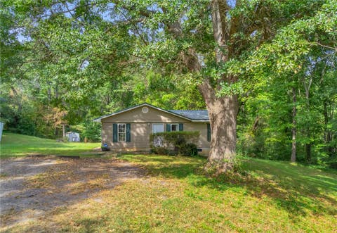 Photo for 1389 Earls Bridge Road
