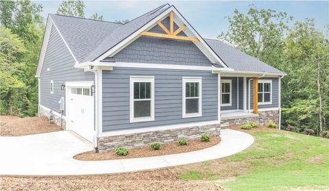 Photo of 517 Sun Pointe Court, West Union, SC 29696 (MLS # 20294200) Photo of 517 Sun Pointe Court, West Union, SC 29696 (MLS # 20294200)