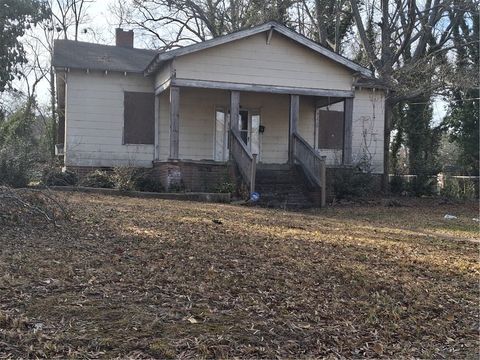 Photo of 1004 S Fant Street, Anderson, SC 29624 (MLS # 20298764)