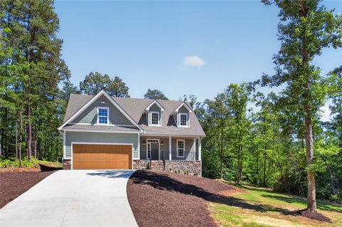 Photo of 438 Falcons Lair West Drive, Walhalla, SC 29691 (MLS # 20302292)