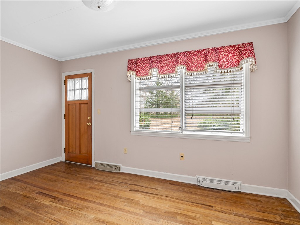 114 York Street, Clinton, South Carolina image 31