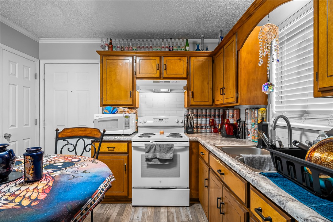 201 F Street, Anderson, South Carolina image 9