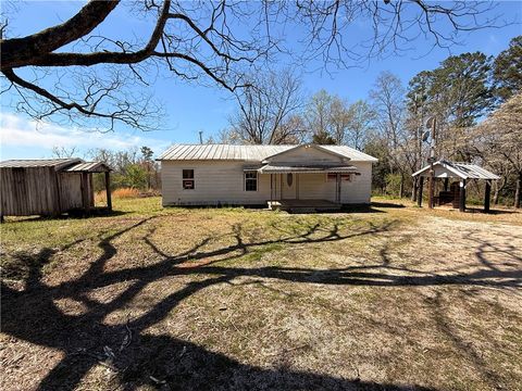 Photo of 140 Davis Hill Road, West Union, SC 29696 (MLS # 20299023)