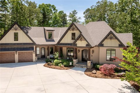 Photo of 206 Jocassee Point Road, Salem, SC 29676 (MLS # 20301030)