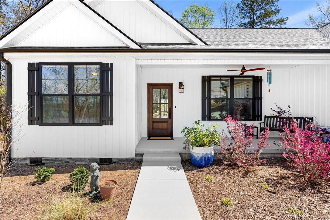 628 Lynnhaven Drive, Seneca, South Carolina image 3
