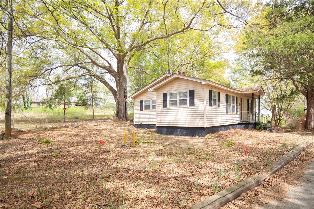 103 Maple Street, Westminster, South Carolina image 6