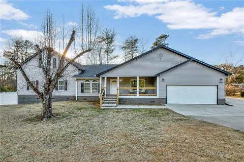 Photo of 1841 Hudson Road, Greer, SC 29650 (MLS # 20297363)