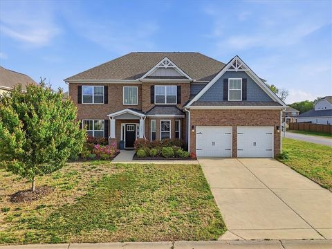 Photo of 3027 Toliver Trail, Boiling Springs, SC 29316 (MLS # 20299698)