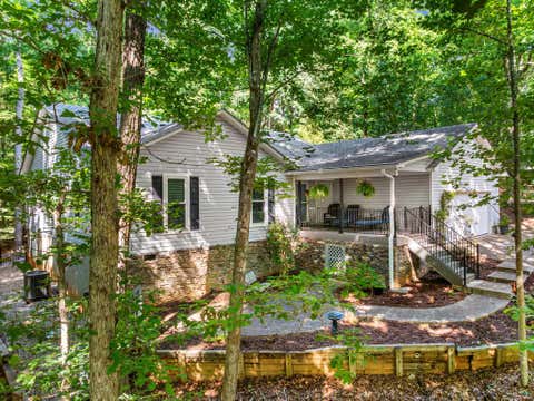 Photo of 1303 S Arrowhead Dr Drive, Westminster, SC 29693 (MLS # 20302637)