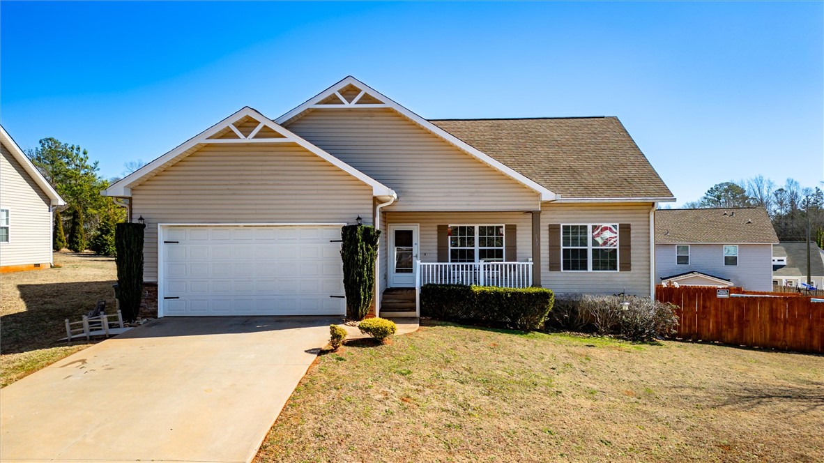 133 Foxcreek Court, Seneca, South Carolina image 1