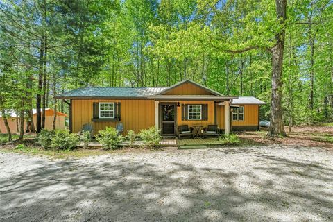 Photo of 730 W Cove Drive, Mountain Rest, SC 29664 (MLS # 20301187)