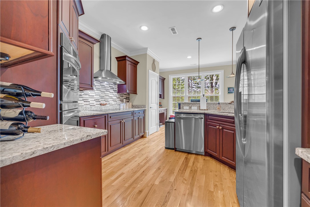 117 W Waters Edge Lane, West Union, South Carolina image 11