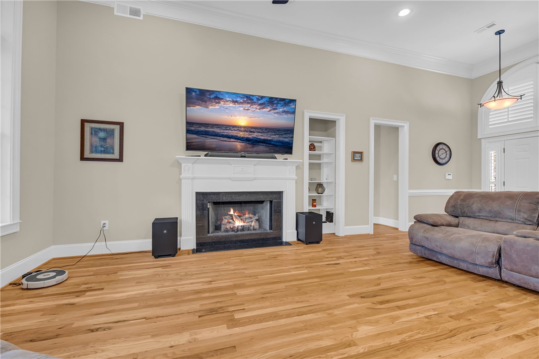 117 W Waters Edge Lane, West Union, South Carolina image 7